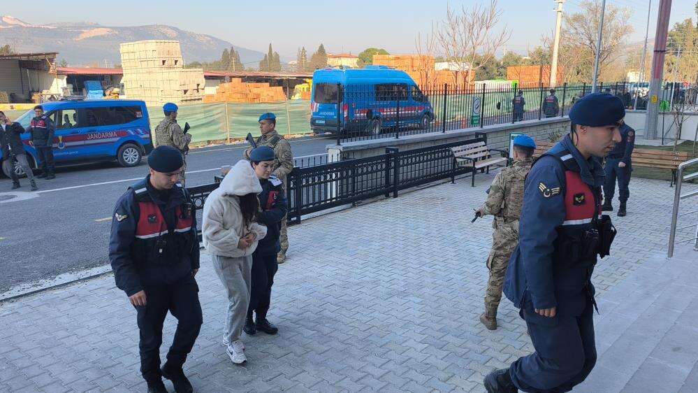 Yaşlı çiftin altınları için yakılarak öldürüldüğü belirlendi! 6 zanlıdan biri torun 6